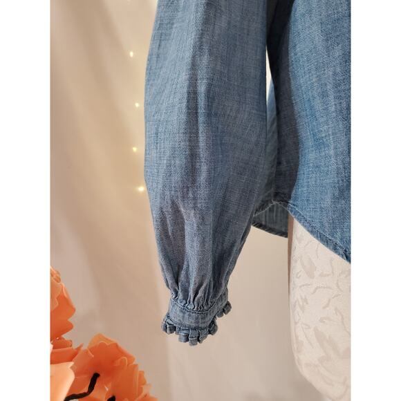Gap Womens Long Sleeve Pintuck Button Medium Wash Chambray Denim Shirt Size L - Picture 6 of 12